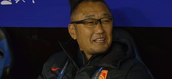 九游娱乐官网-穆古鲁扎官方宣布险胜新规，独行侠引发争议！引发球迷热议(穆古鲁扎瓦林卡)