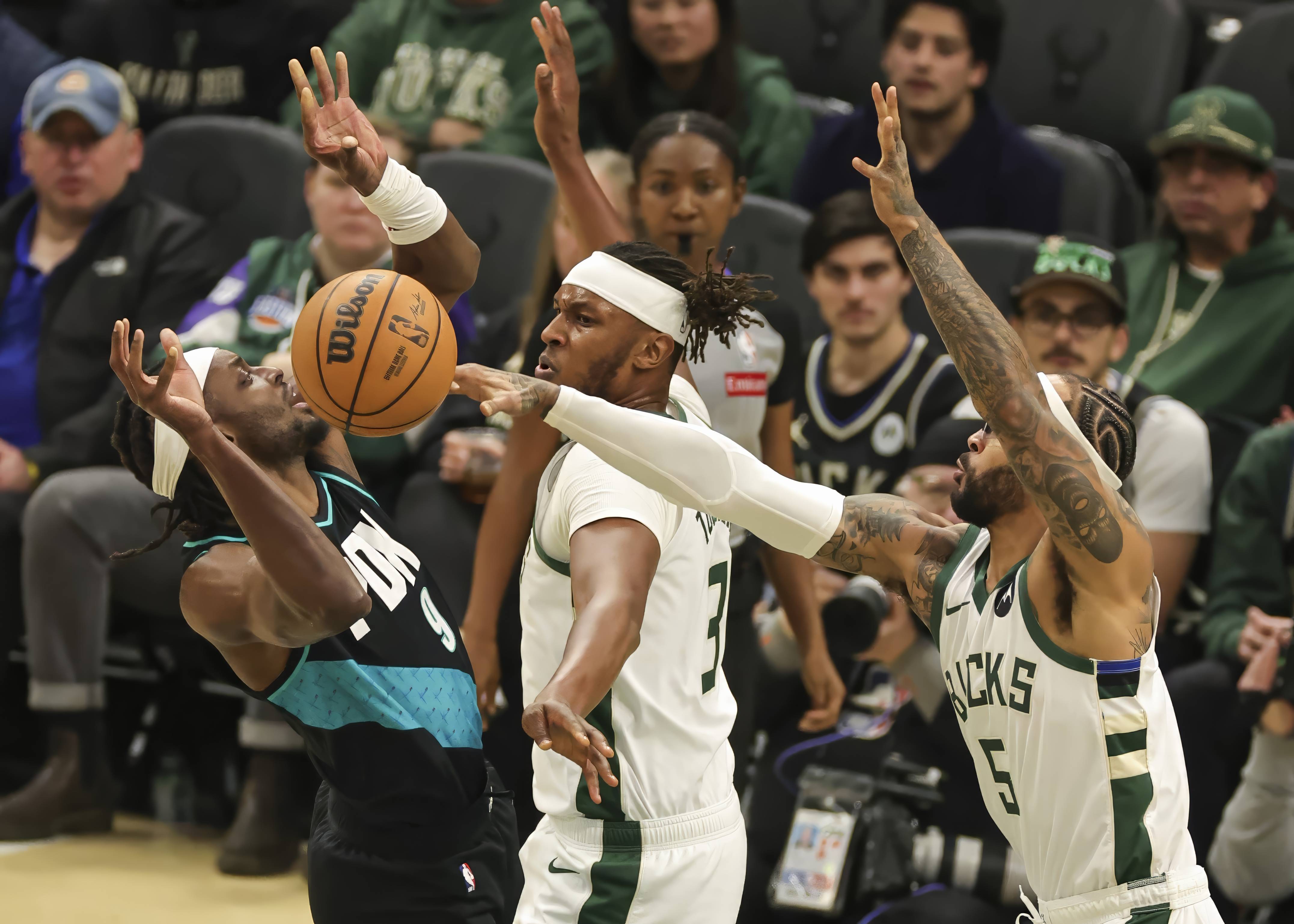 Nine Gaming-重磅！深圳男篮转会期再遭质疑今夜波特兰开拓者调整名单以备德国杯，NBA常规赛清晨走向成谜的简单介绍