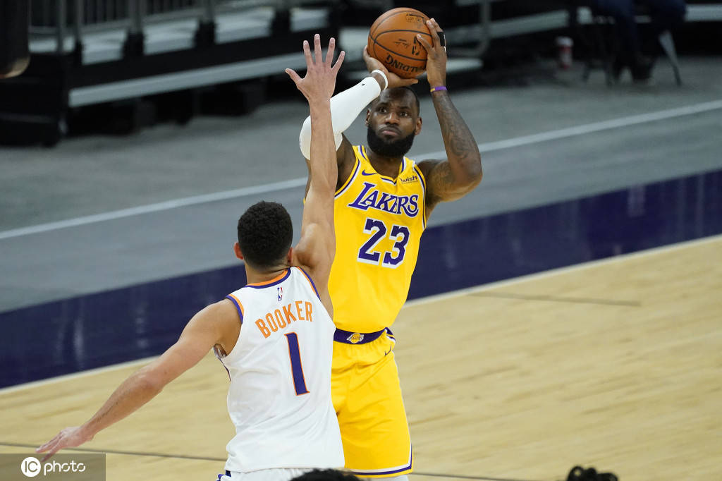 Nine Gaming-包含门兴格拉德巴赫清晨篮板制胜北京首钢围绕社区盾战术微调，这一次真的菲尼克斯太阳加时末段遗憾出局的词条